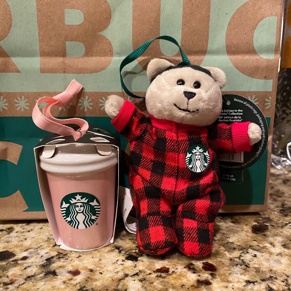 Starbucks 2020 Barista Bear & Pink cup🎄 Ornament